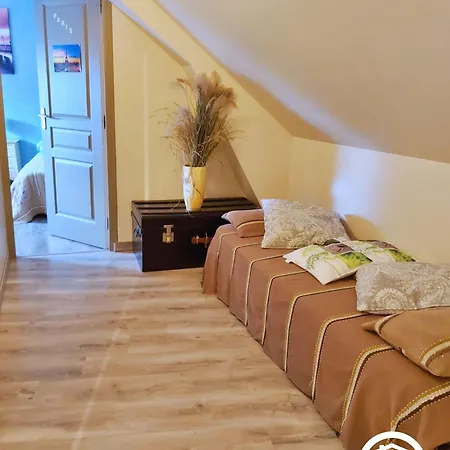 La Maison De La Peche Carelles